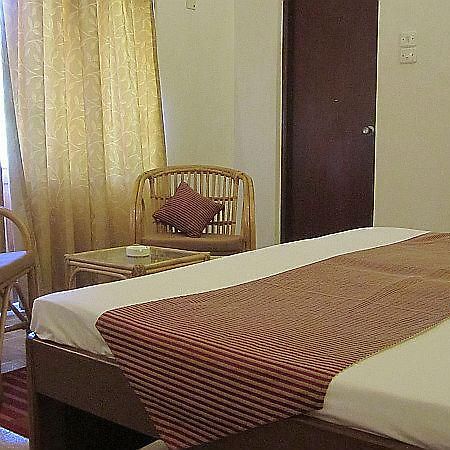Kristal Sands Beach Resort Калангут Екстер'єр фото